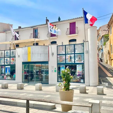 아파트 Avec Vue Sur Le Port